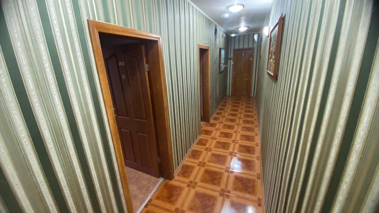 Srem Хотел Галина Палас מראה חיצוני תמונה